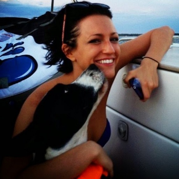 Meet your Posher, Halley - Picture 1 of 1